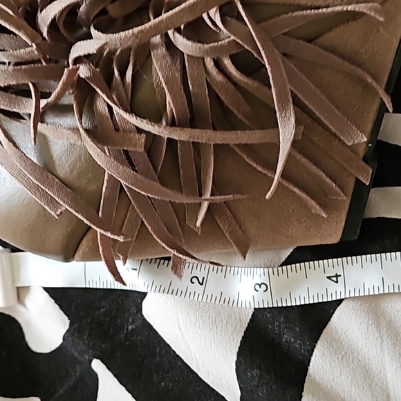 Shoe dazzle taupe ankle boots size 8.5 - Picture 8 of 8